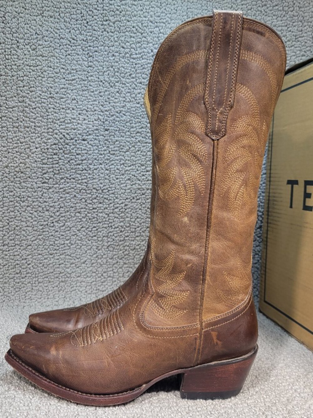 Tecovas Annie Boot-cafe goat - Picture 2 of 10
